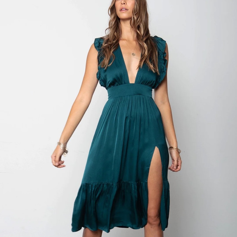 Stillwater The Jessie Midi Dress - Emerald Green in size M